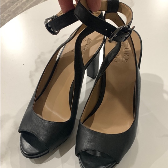 Naturalizer Black Slingback Heels with Peep-Toe - Picture 1 of 9